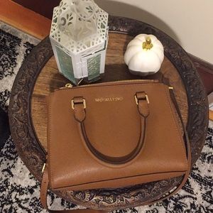 Michael Kors tan mini satchel